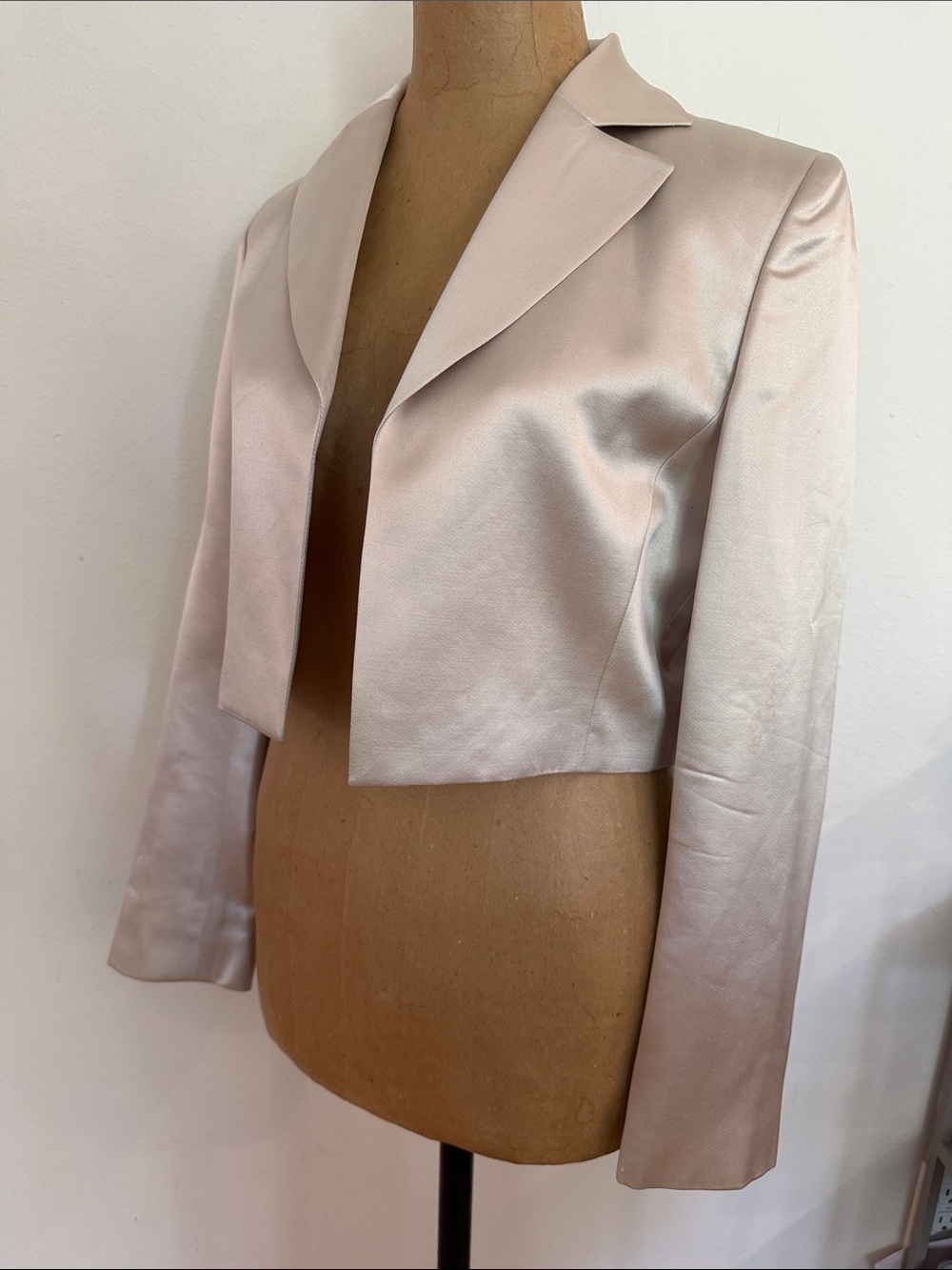 Akris sz 6 Cropped Silk Blazer Jacket - Pale Pink